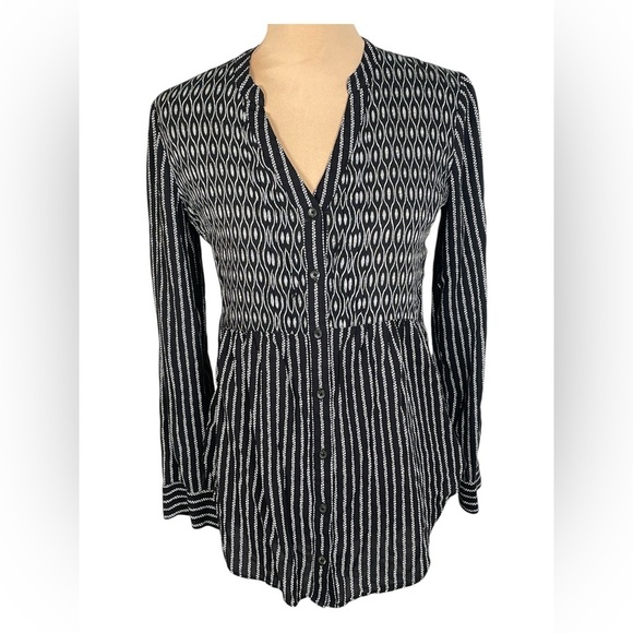 Anthropologie Maeve Calia Black & White Printed Buttondown Tunic Top Size 2 - Picture 5 of 12